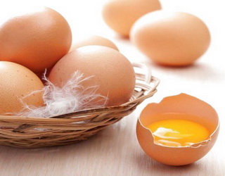 Як можна збагатити курячі яйця вітаміном А